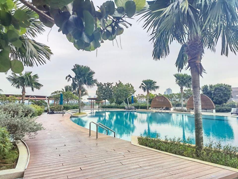 1519 Almas Suites Seaview Sunrise Netflix By Stay Nusajaya  Dış mekan fotoğraf
